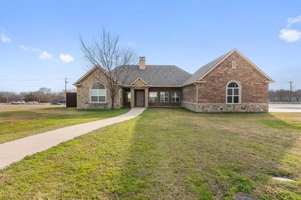 1522 Hillcrest Drive, Little Elm, TX 75068