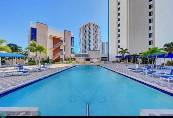 Hollywood, FL 33019,1600 S Ocean  #12J