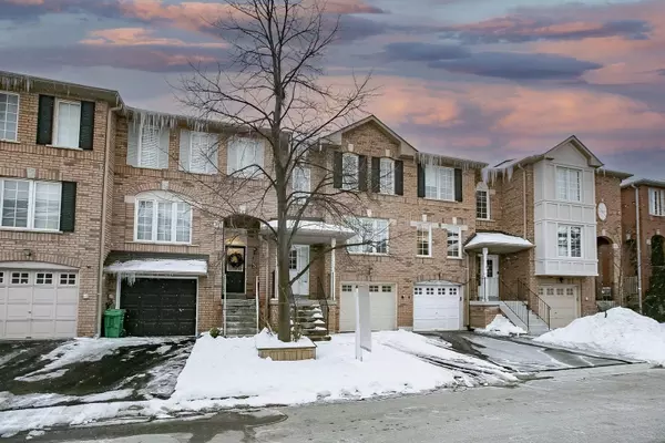 Brampton, ON L6V 4M7,2 Clay Brick CT N