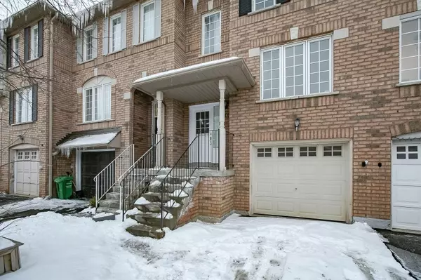 Brampton, ON L6V 4M7,2 Clay Brick CT N