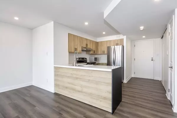 Mississauga, ON L5R 3P5,50 Eglinton AVE W #1105