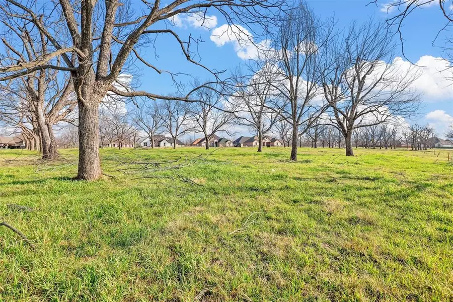 3013 Hazlewood Road, Granbury, TX 76049