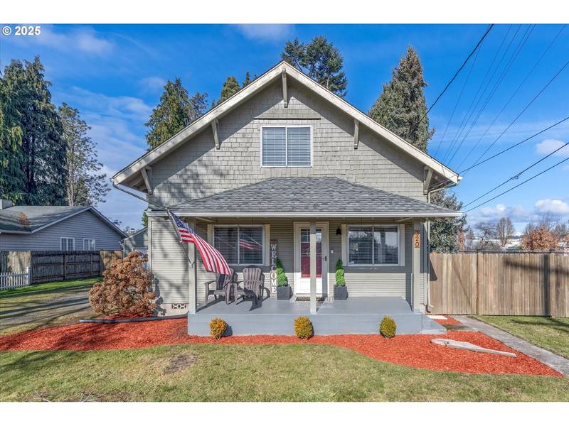 320 PEARDALE LN, Longview, WA 98632