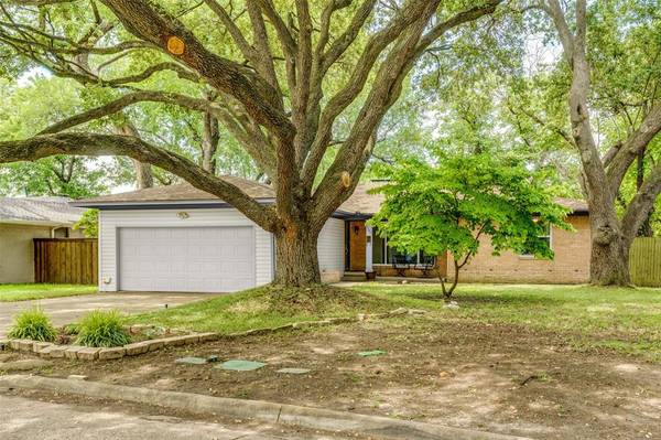 7132 Edgerton Drive, Dallas, TX 75231