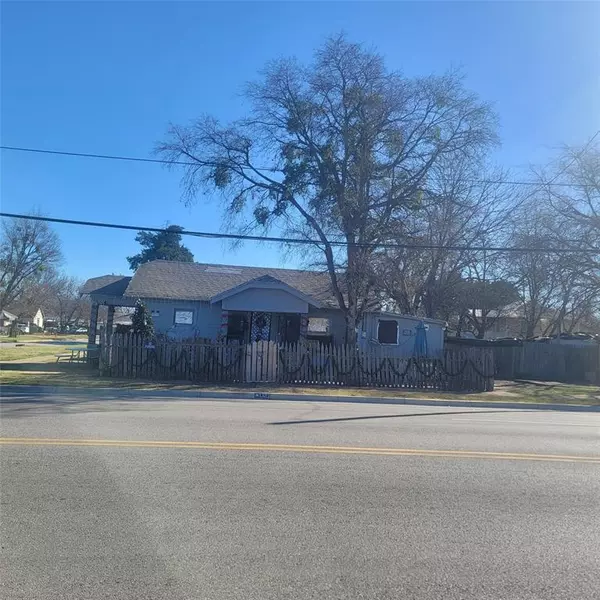 Fort Worth, TX 76164,1323 Gould Avenue