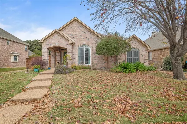 319 Andre Drive, Irving, TX 75063