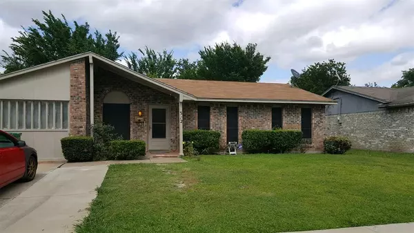 312 Pecan Street, Wilmer, TX 75172