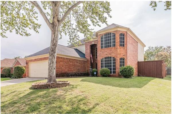 1107 Winston Drive, Euless, TX 76039