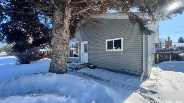 Shellbrook, SK S0J 2E0,207 2nd AVENUE E