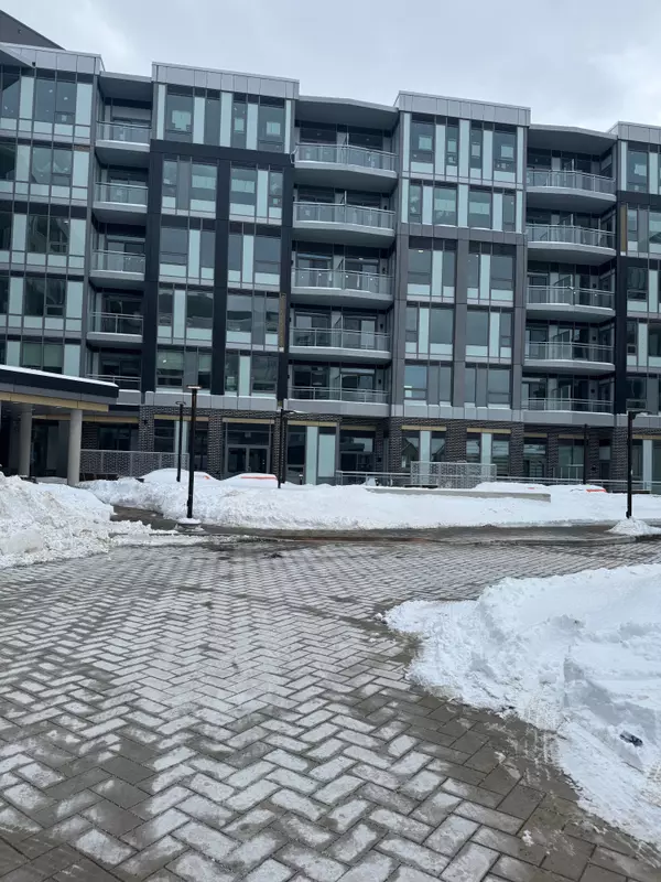 2501 Saw Whet BLVD #135, Oakville, ON L6M 5N2