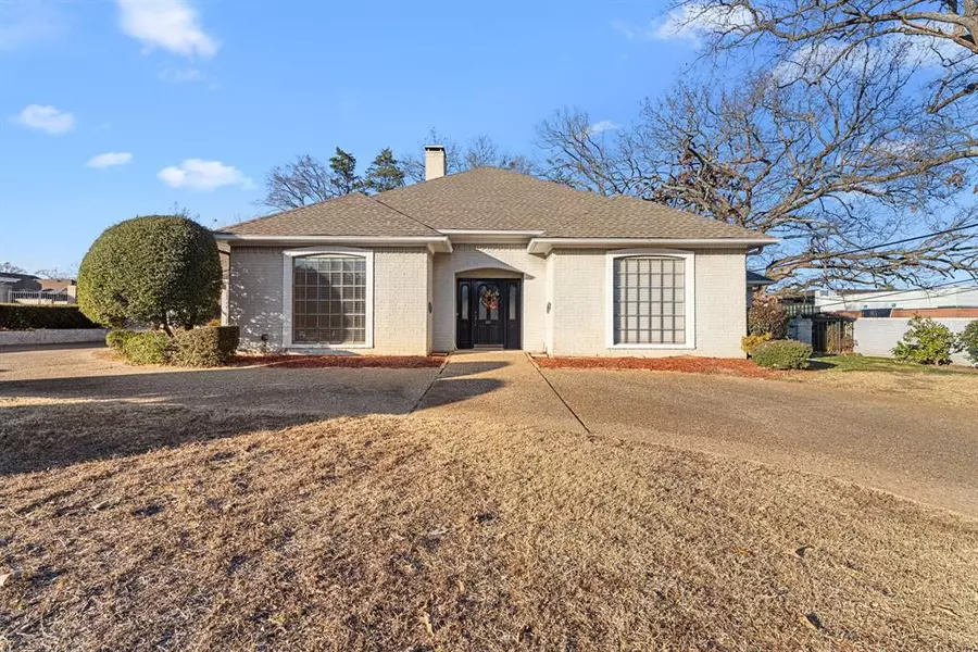 401 Woodland Hills Drive, Tyler, TX 75701