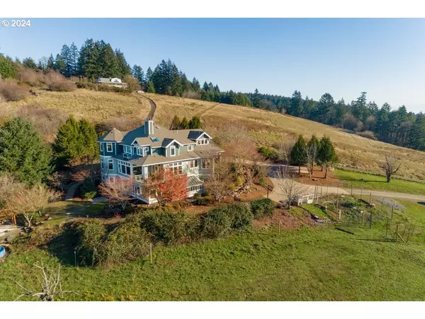 32823 NE CORRAL CREEK RD, Newberg, OR 97132