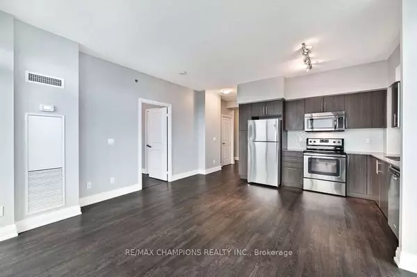 Oakville, ON L6K 0J1,65 Speers RD #303