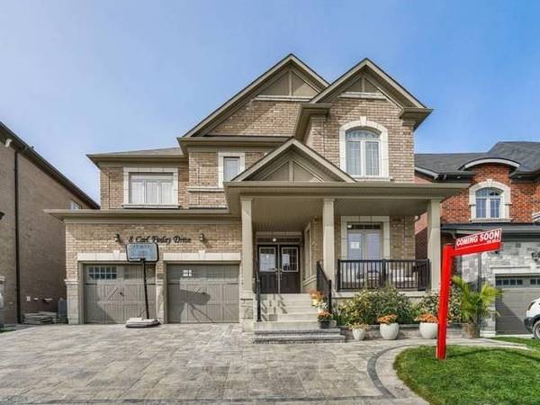 8 Carl Finlay DR, Brampton, ON L6P 4E2