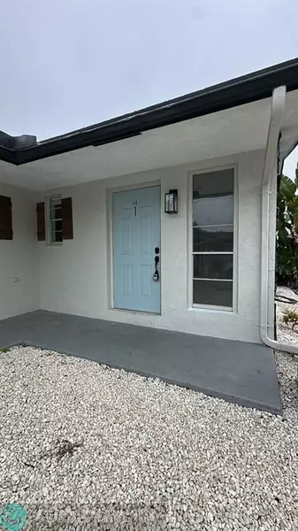 49 SE 13TH, Dania Beach, FL 33004