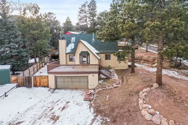 421 Timber LN, Woodland Park, CO 80863