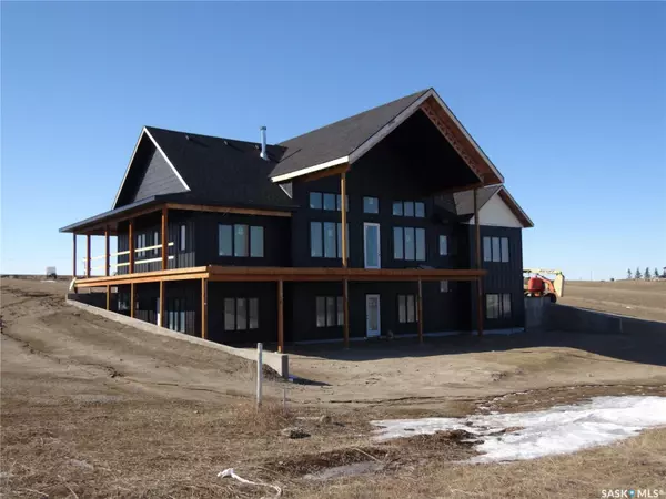 82 Sunrise DRIVE, Blackstrap Skyview, SK S0K 1K0