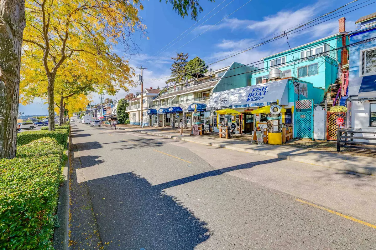 White Rock, BC V4B 1C9,101 15505 MARINE DRIVE