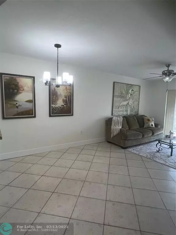 Sunrise, FL 33322,8305 Sunrise Lakes Blvd  #310