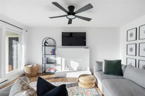 Sidney, BC V8L 4V5,2110 Brethourpark Way