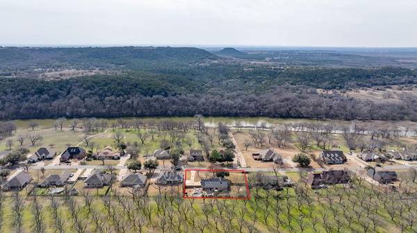 9319 Ravenswood Road, Granbury, TX 76049