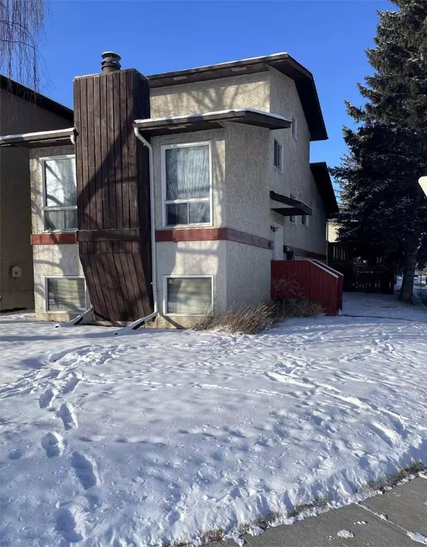 402 28 AVE Northwest, Calgary, AB T2M 2K6