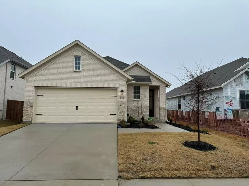 936 Pebble Wend, Lavon, TX 75166