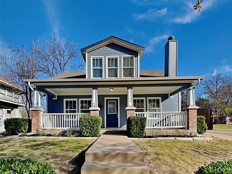 2205 College Avenue, Fort Worth, TX 76110