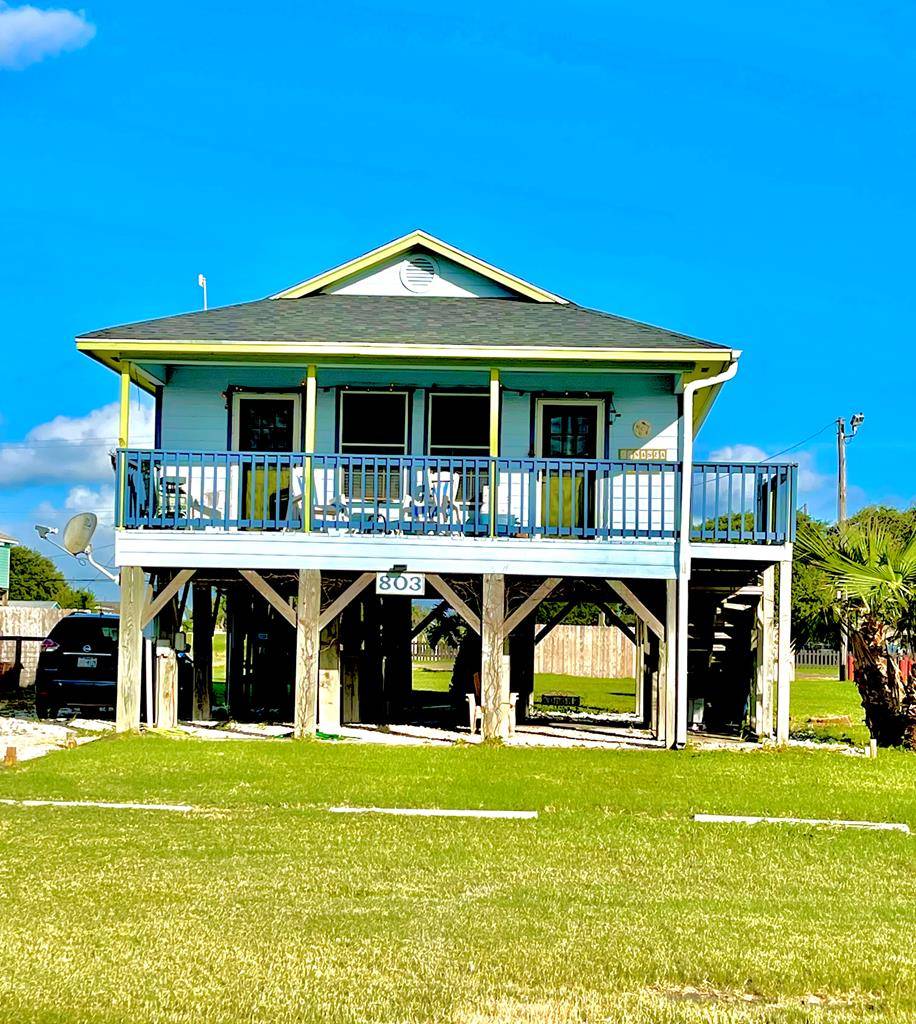 803 S Magnolia, Rockport, TX 78382