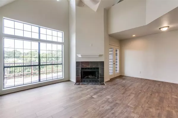 Dallas, TX 75243,9601 Forest Lane #1422