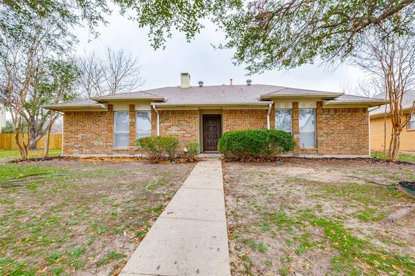 2005 Toulon Lane, Carrollton, TX 75007