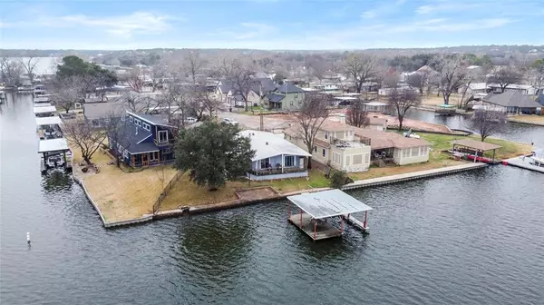 3427 Tahitian Court, Granbury, TX 76048