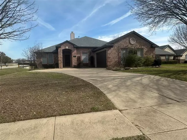 3206 Saints Circle, Denton, TX 76209