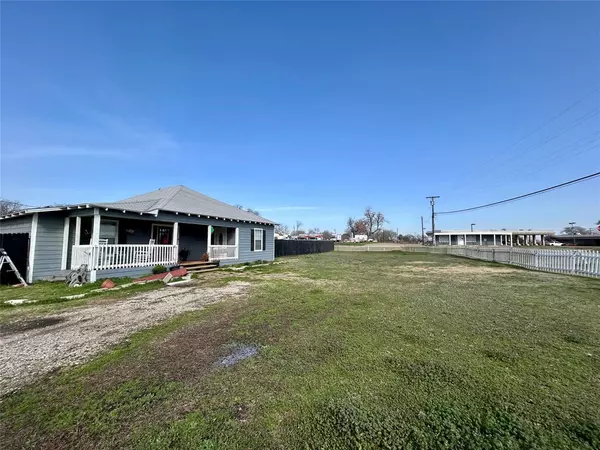 Lancaster, TX 75134,1321 Hall Street