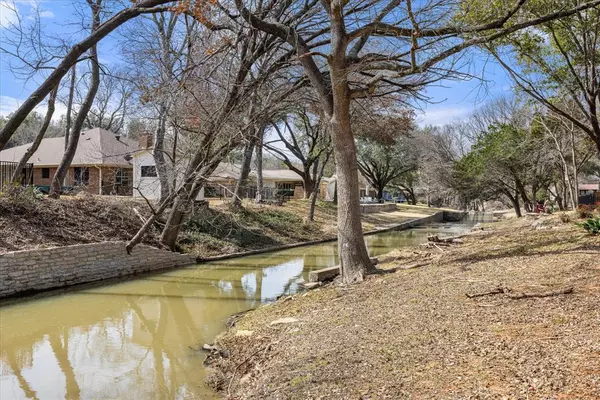 Granbury, TX 76049,4101 Cimmaron Trail