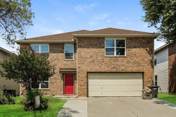 312 Dakota Ridge Drive, Fort Worth, TX 76134