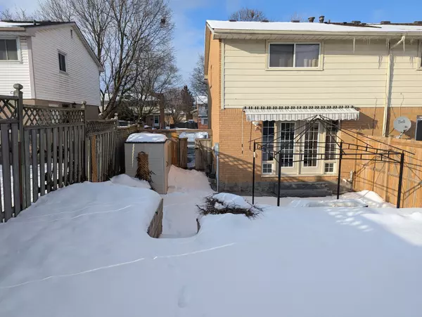 Woodstock, ON N4S 4K4,1014A Vanier AVE