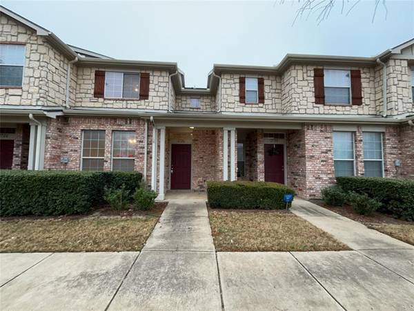 2726 Denali Park Drive, Grand Prairie, TX 75050