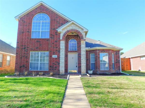 1232 Courtney Lane, Lewisville, TX 75077