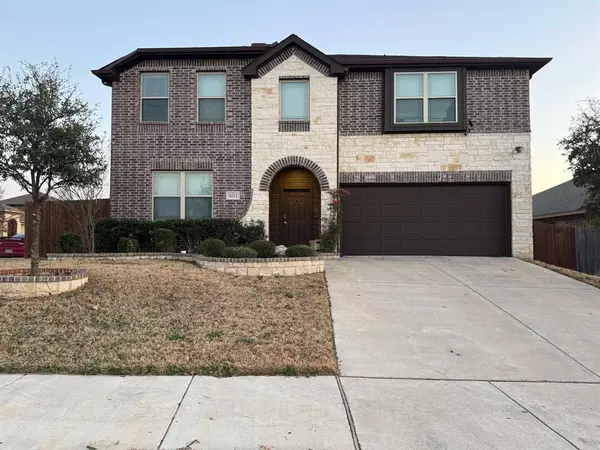 801 Oriel Circle, Fort Worth, TX 76036