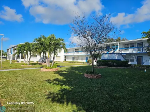 Deerfield Beach, FL 33442,416 Tilford S  #416