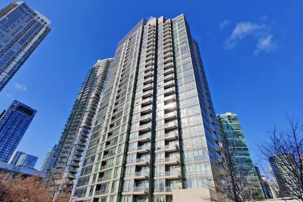 3 Navy Wharf CT #708, Toronto C01, ON M5V 3V1