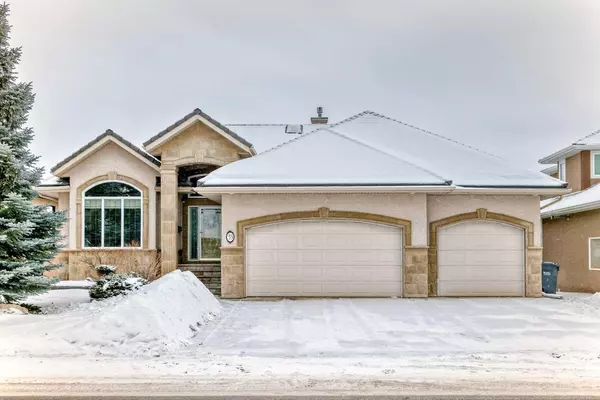 33 Austin DR, Red Deer, AB T4R 2V2