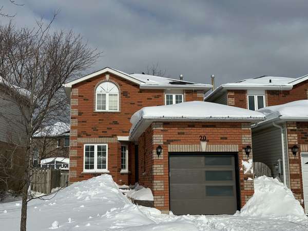 20 Willow DR, Barrie, ON L4N 8T2