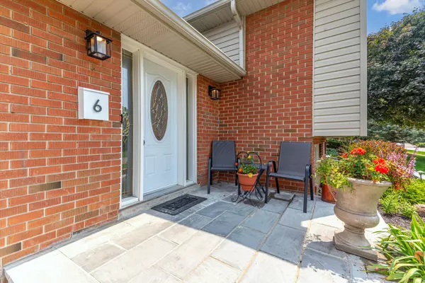 Brampton, ON L6Y 2C4,6 Ridgehill DR