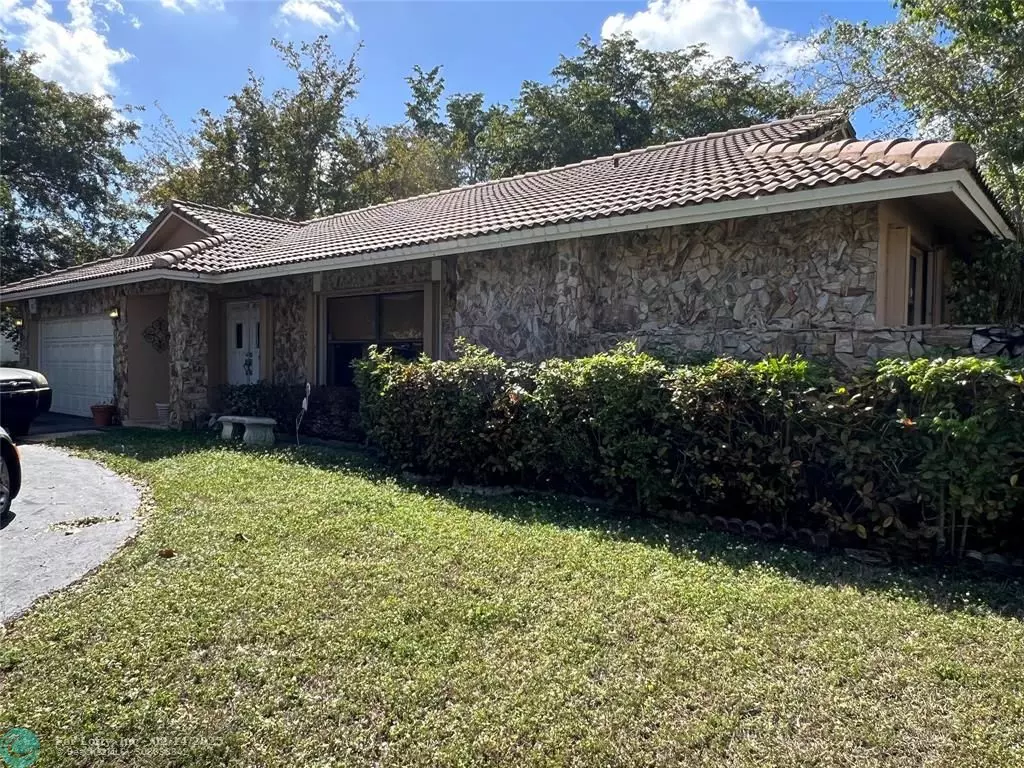 Coral Springs, FL 33071,564 NW 113th Ter