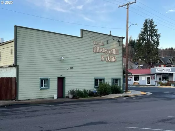 Elkton, OR 97436,14836 STATE HIGHWAY 38