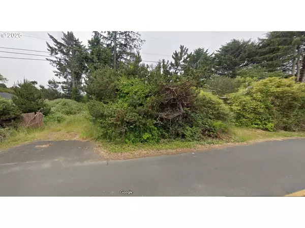 130 LAUREL ST, Gleneden Beach, OR 97388