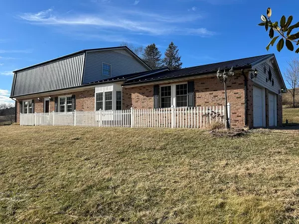 764 Stillwell Road, Draper, VA 24324