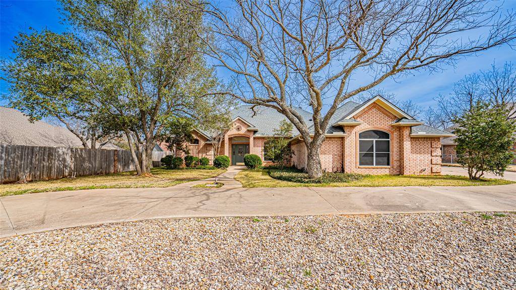 8903 Pleasant Hill Drive, Granbury, TX 76049